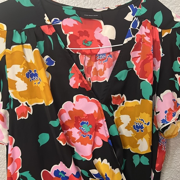 Who What Wear Floral Wrap Dress Small Ruffle - Picture 3 of 8